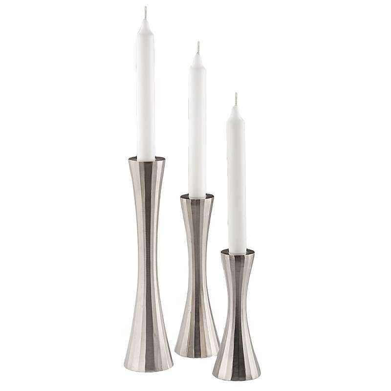 Silberfarbenener Leuchter H 24 cm € Deko 2071 WikaKerzen