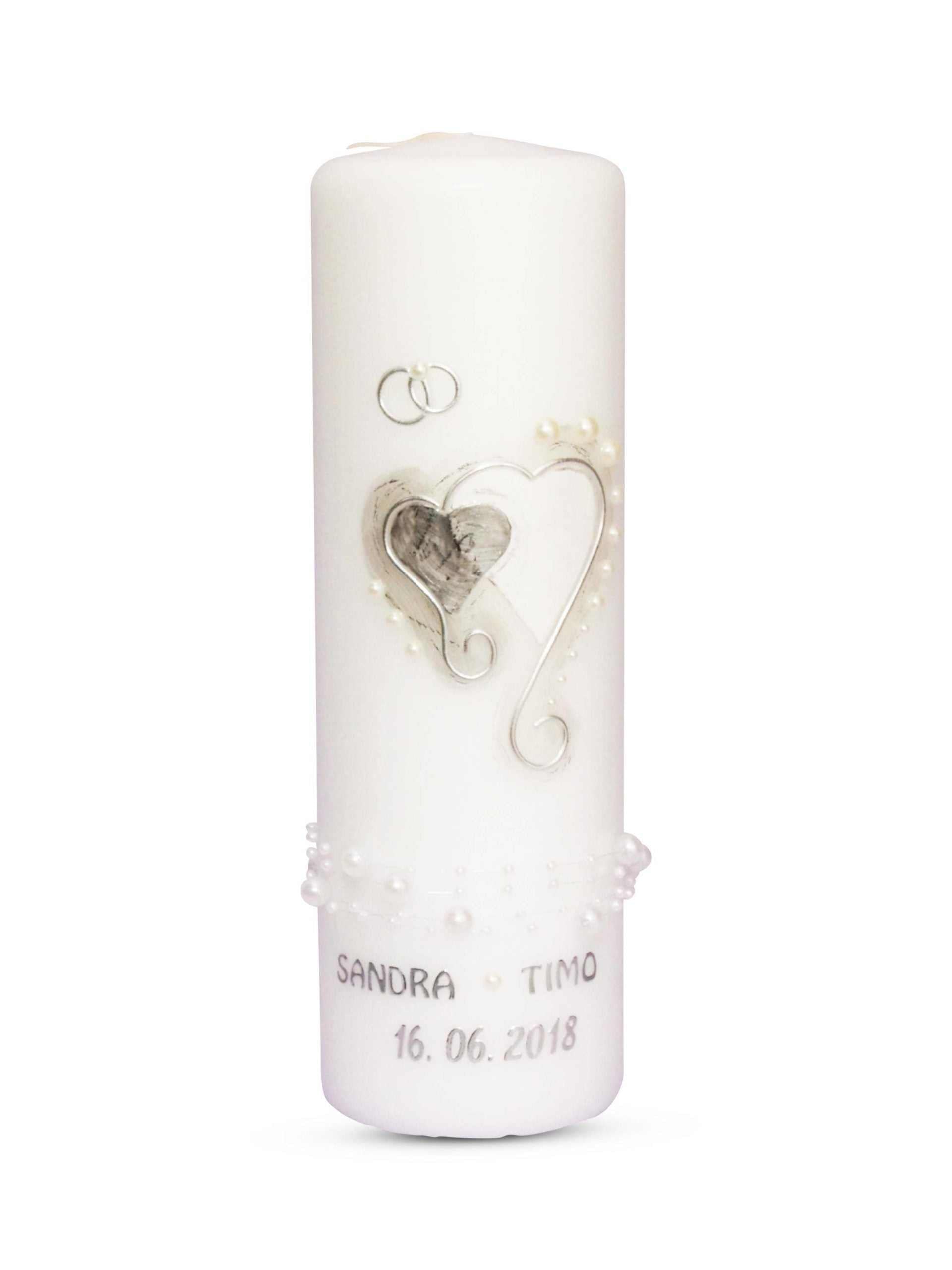weiße Hochzeitskerze Perlenhochzeit mit Perlendekor und eingravierten Namen als Geschenk zur Perlenhochzeit